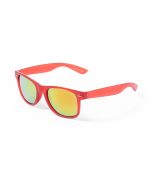 Gafas de sol con montura de acabado translúcido en divertidos colores y lentes espejados a juego.